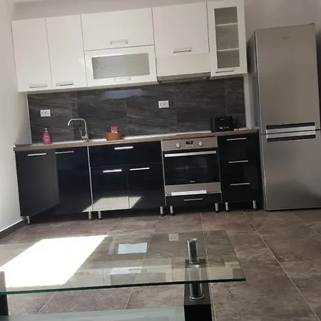 Carmel Apartment